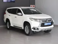 Mitsubishi Pajero 2.4 Sport 8spd 2x4